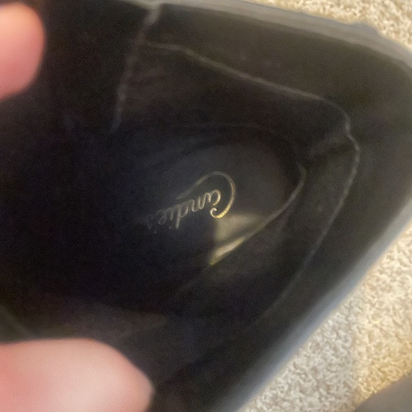 Boots - Picture 4 of 7